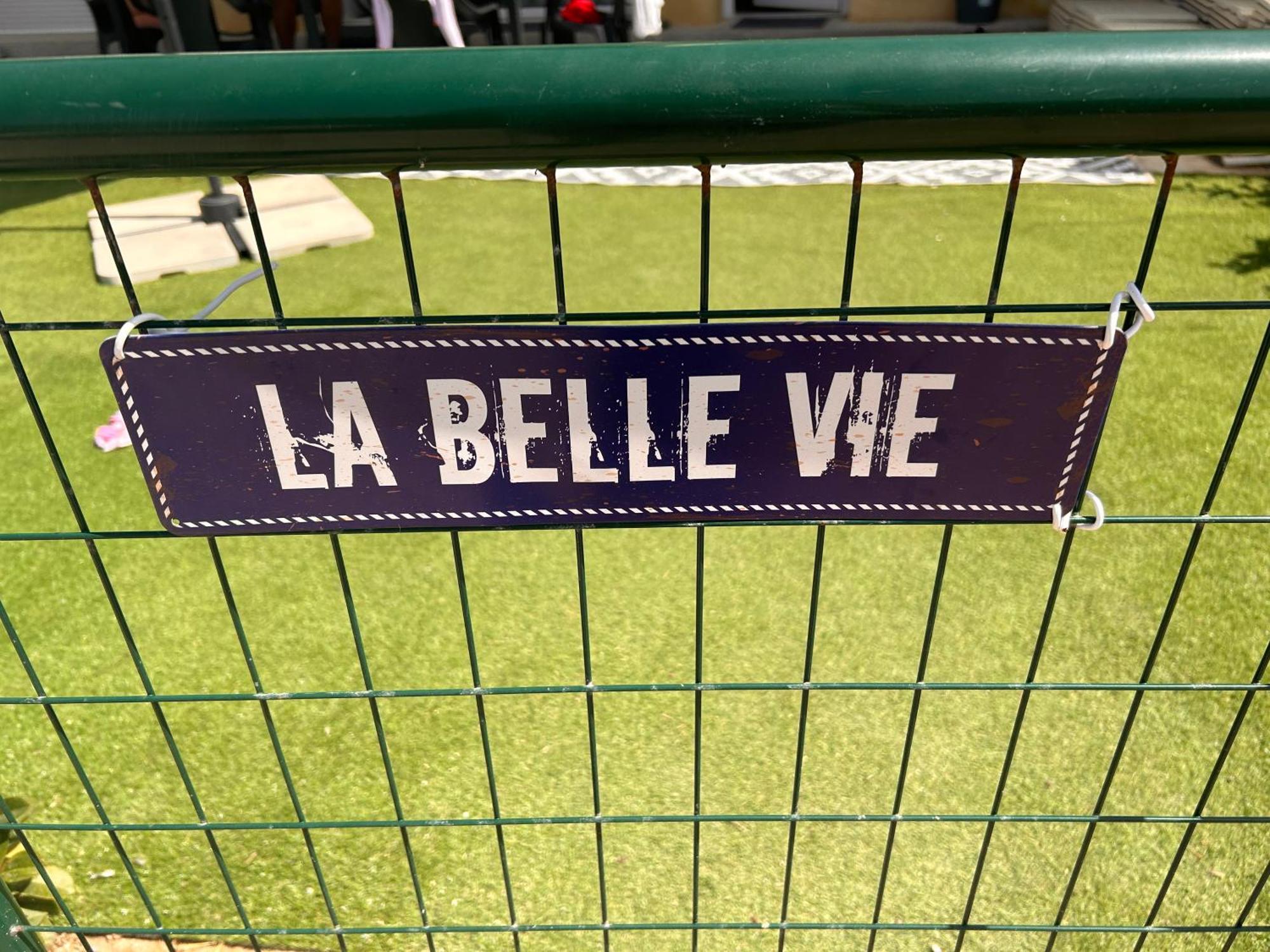 La Belle Vie F4 Bord De Plage Avec Jardin كالكاتوكجيو المظهر الخارجي الصورة
